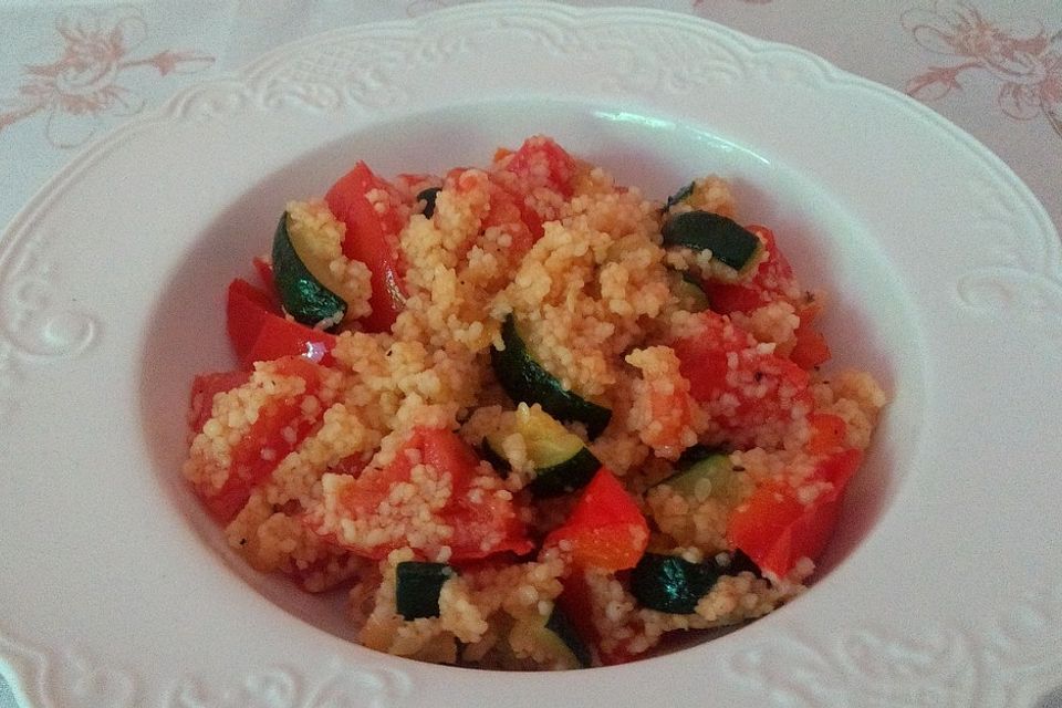 Couscous-Gemüsepfanne für Studenten