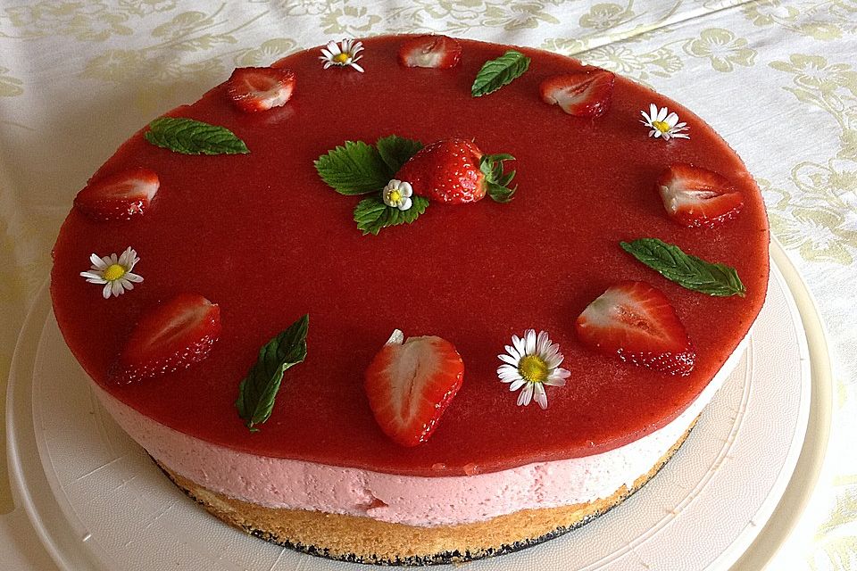 Erdbeerkuchen "Rosa Wolke"