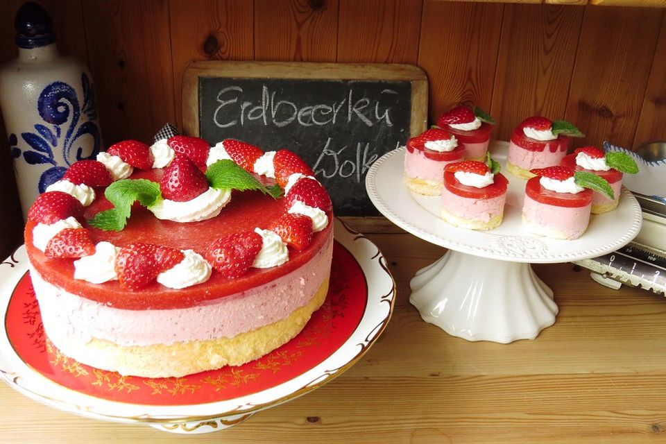 Erdbeerkuchen "Rosa Wolke"