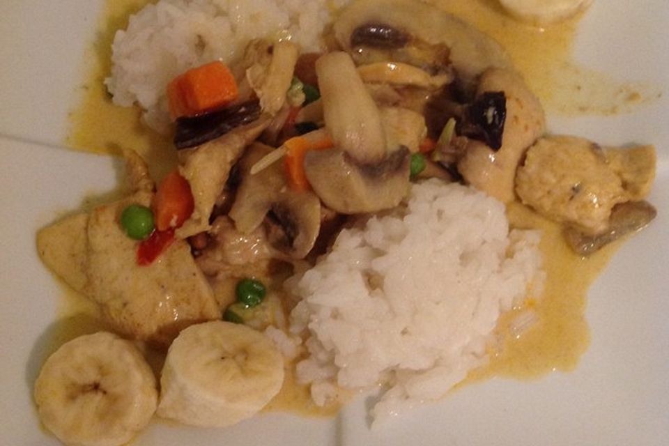 Thai Curry-Erdnuss-Kokos-Hühnchen