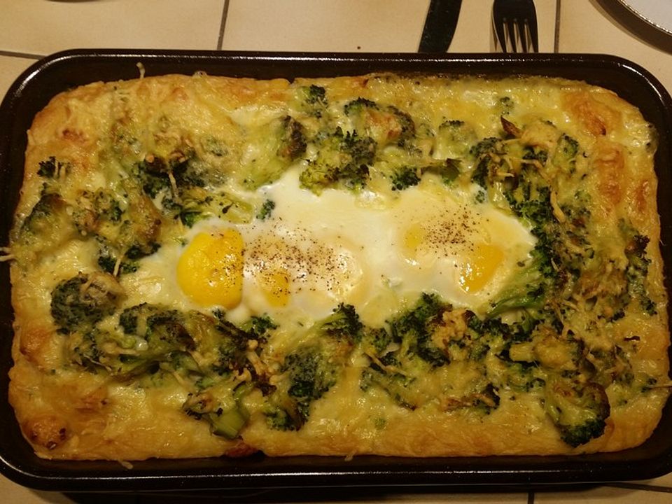 Brokkoligratin mit Fleischwurst und Kartoffelpüree von Mische1985 ...