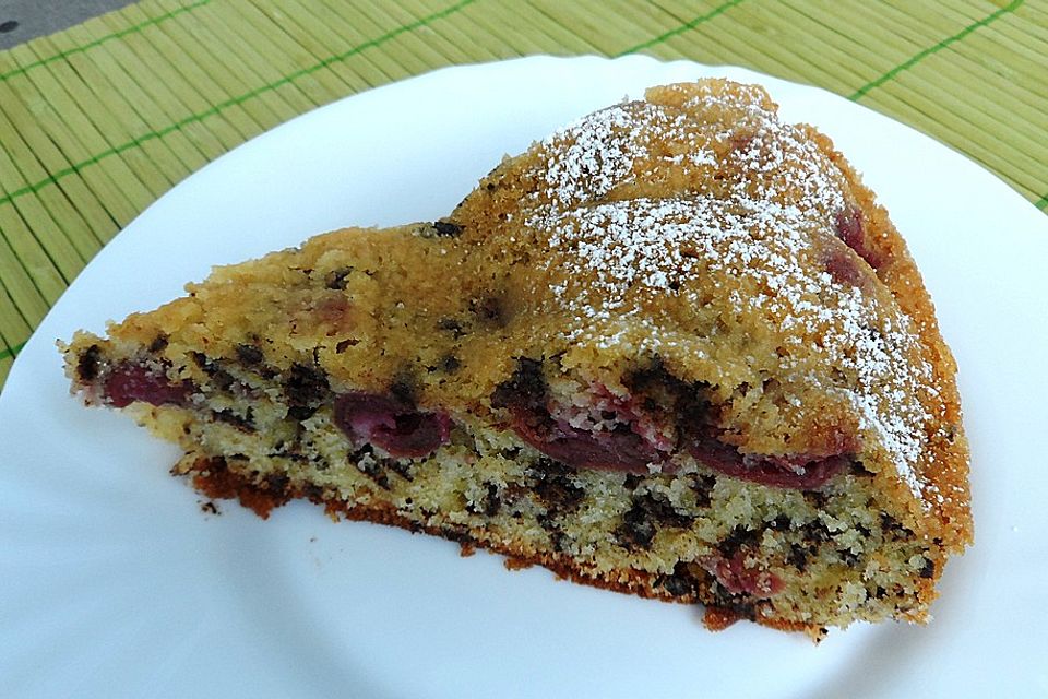 Kirsch-Rührkuchen mit Schoko