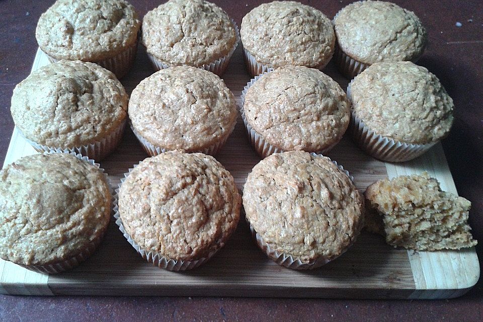 Karotten-Joghurt-Vollkorn-Muffins