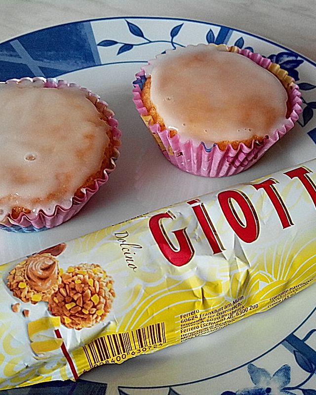 Sehr saftige Zitronenmuffins mit Giotto-Zitrone-Kern