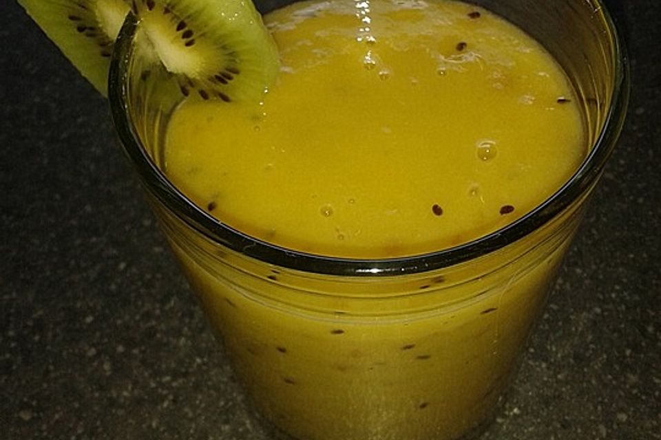 Mango-Kiwi-Smoothie mit Ingwer