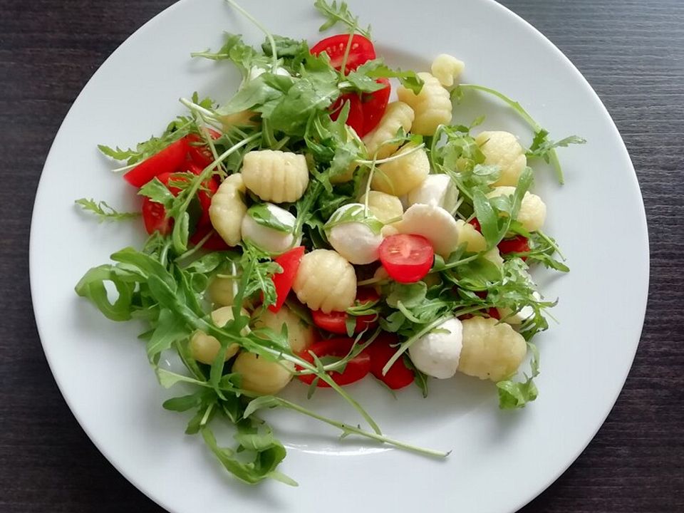 Gnocchisalat mit Rucola von -mondsichel-| Chefkoch