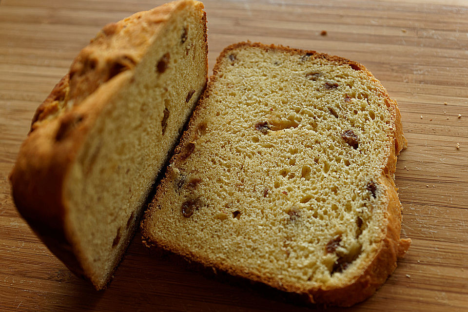 Maisbrot mit Rosinen