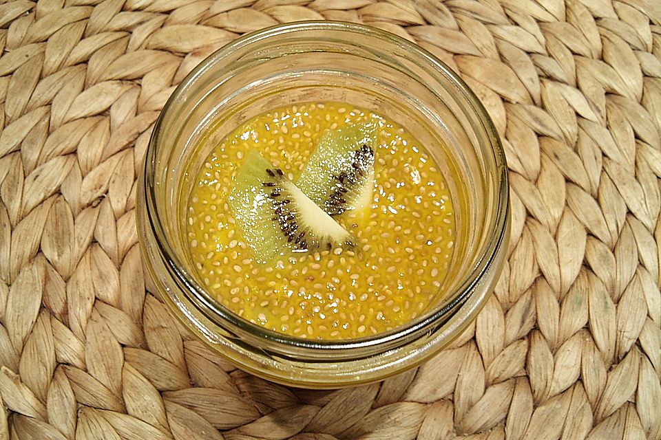 Orangen-Kiwi-Chia-Pudding