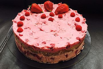Erdbeer-Himbeer-Torte