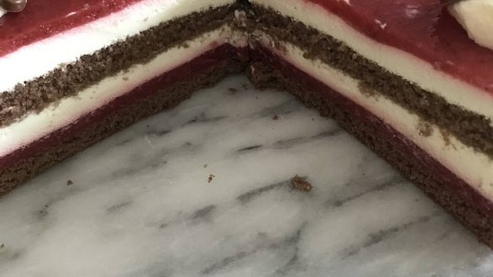 Erdbeer-Vanille-Joghurttorte von sabse15