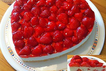 Erdbeer-Waldmeister-Frischkäse-Torte