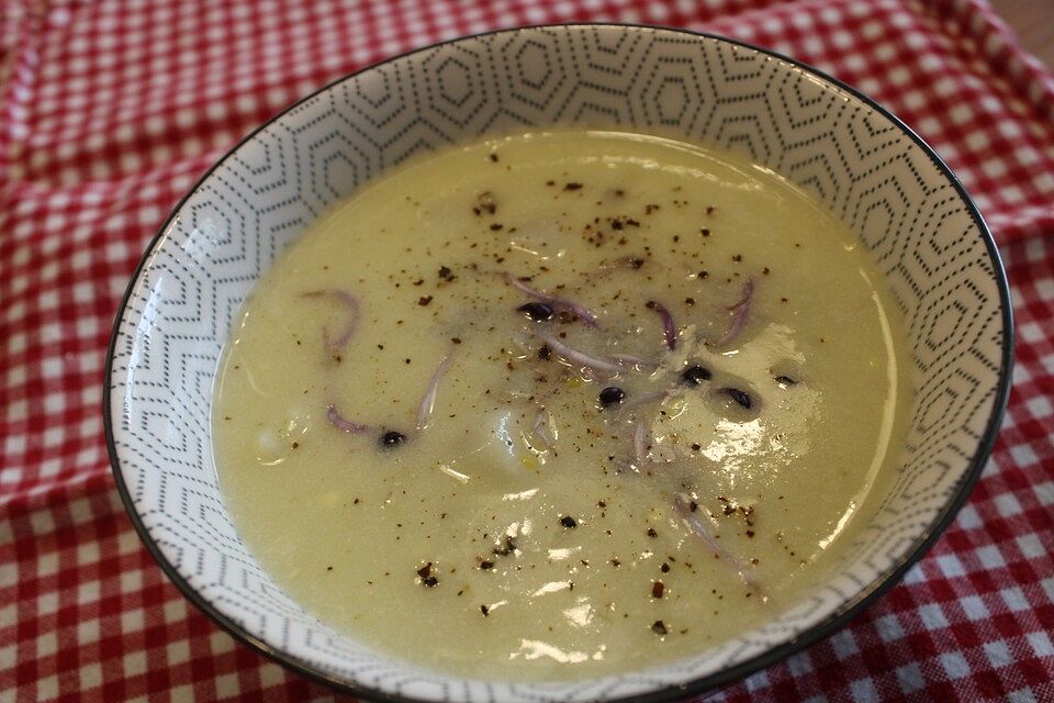 Spargelcremesuppe