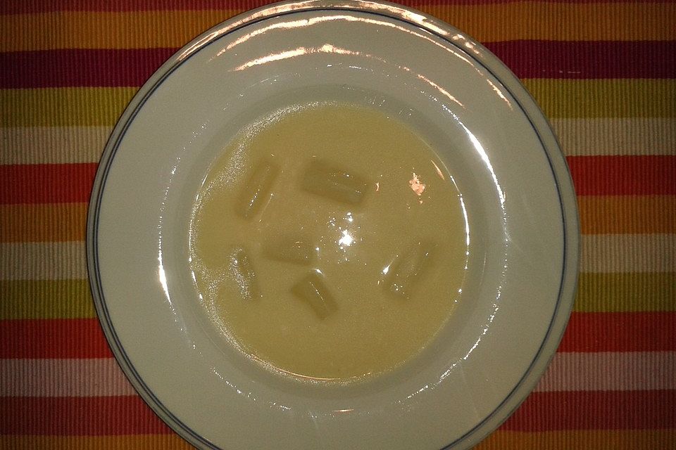 Spargelcremesuppe