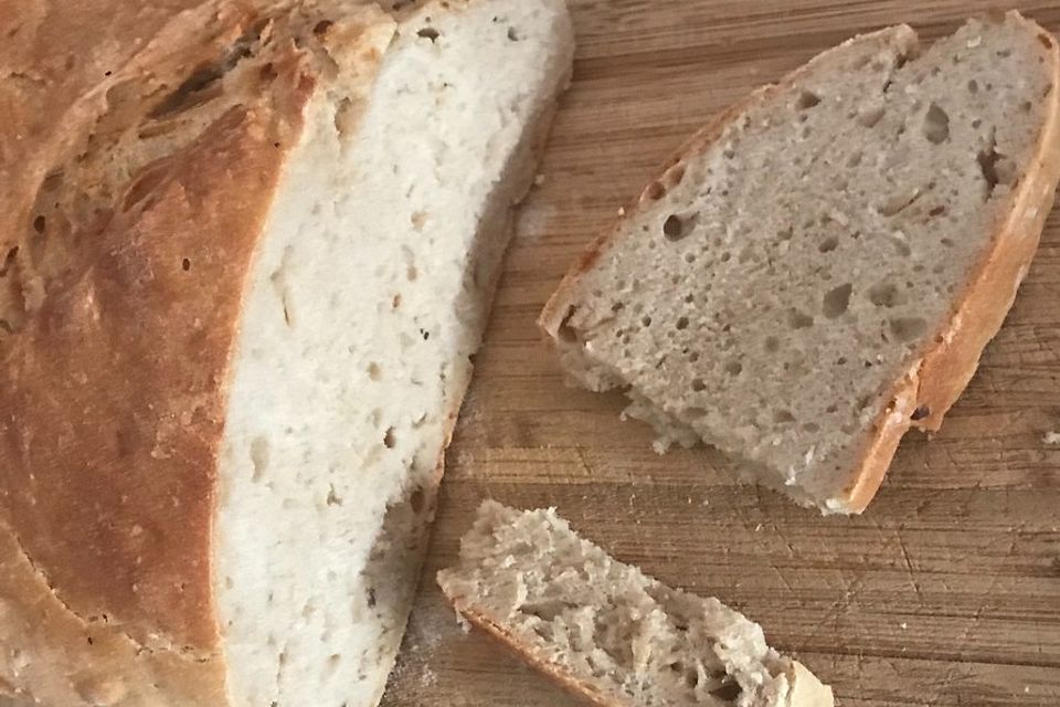 Herzhafte Sauerkraut-Baguettes mit Sauerteig