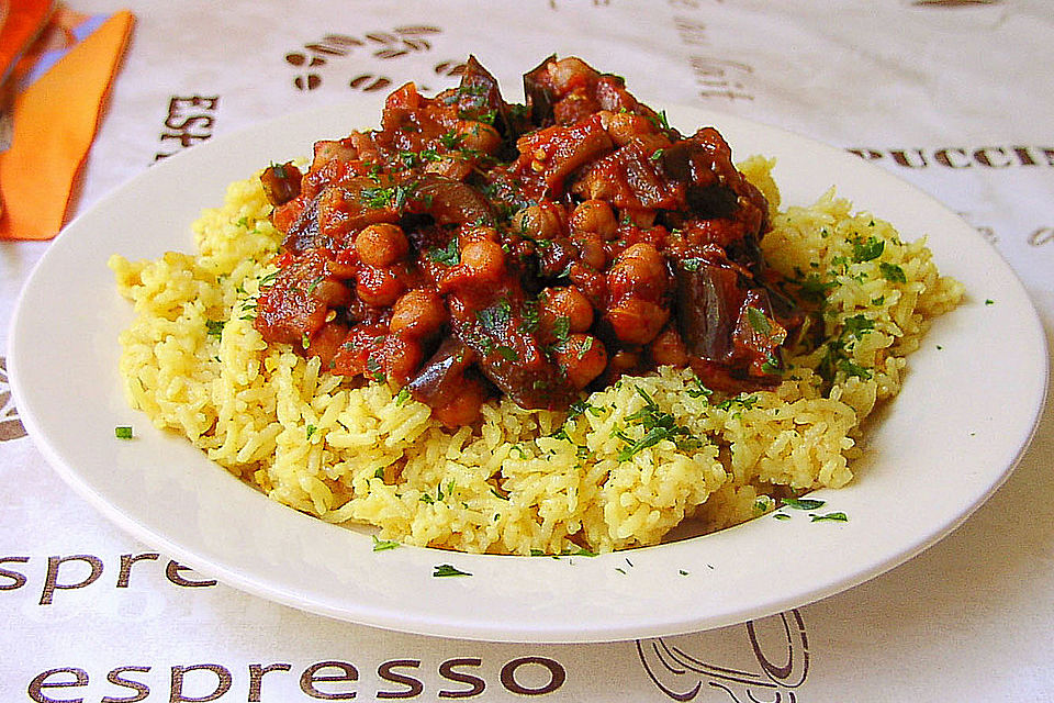 Aubergineneintopf mit Zitronencouscous