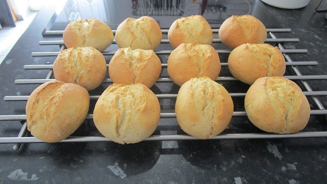 Dinkel-Weizenbrötchen von juffine