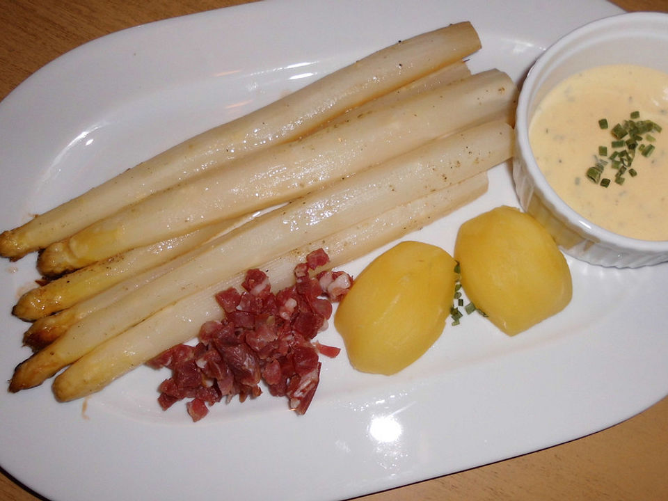 Weißer Spargel aus dem Backofen mit Sauce Mornay von Delfina36 | Chefkoch