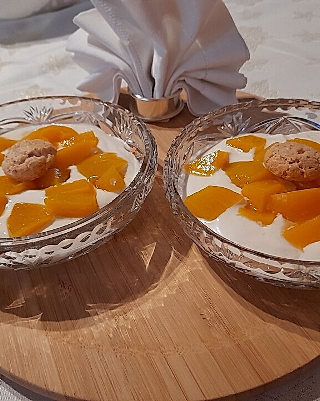 Pfirsich-Quark-Dessert