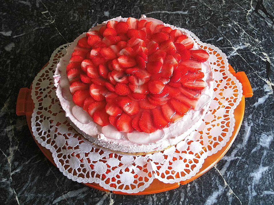 Erdbeer-Sahne-Quark-Torte von Schleckerbär| Chefkoch