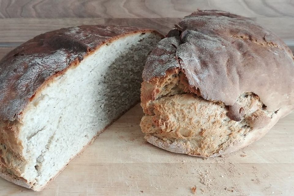 Brot vom Brotbackstein