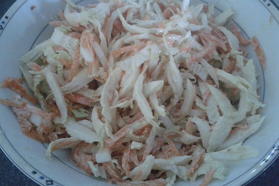 Chinakohl-Karottensalat