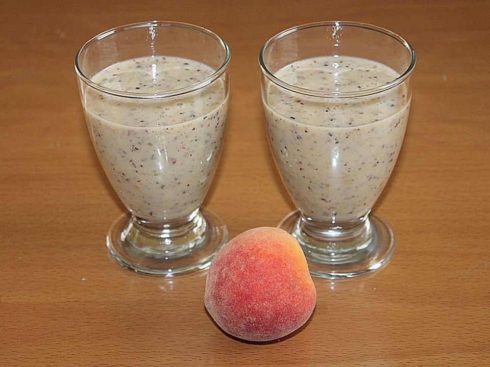 Smoothie mit Pfirsich, Aprikose und Salaten von patty89| Chefkoch