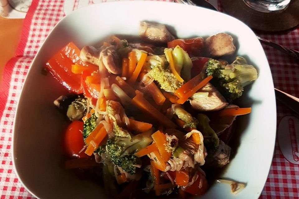 Hähnchen Chop Suey Hähnchen Chop Suey