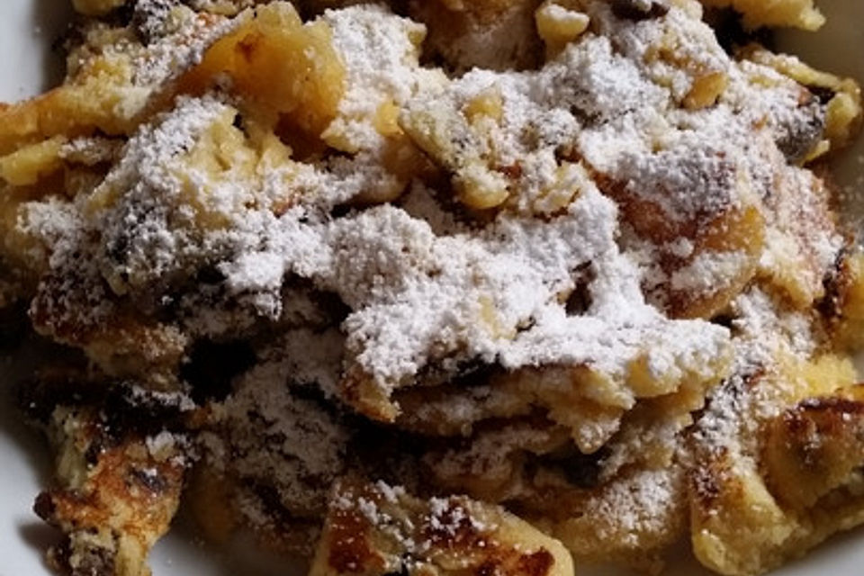 Kaiserschmarrn mit Rosinen