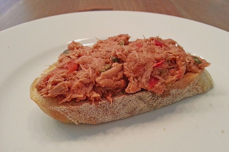 Paprika - Thunfisch - Crostini