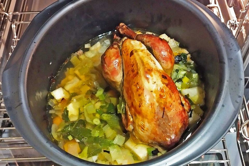 Perlhuhn an Brombeersauce mit Mairübchen-Kartoffelstampf und gerösteten Blumenkohlröschen