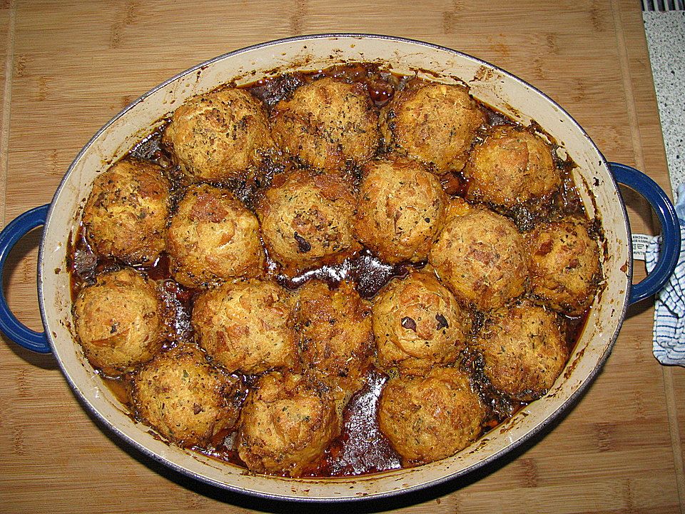 Kaninchenragout mit bayerischen Semmelknödeln von saturnia| Chefkoch