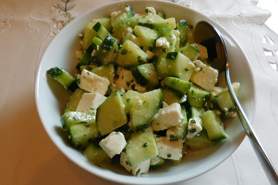 Gurken-Feta-Salat