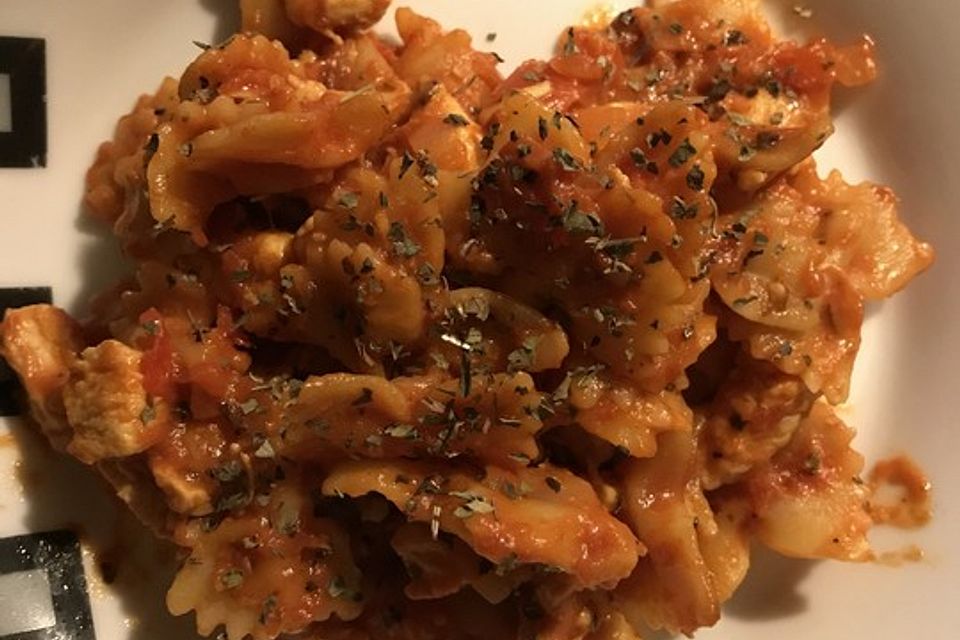 One Pot Penne mit Parmesan