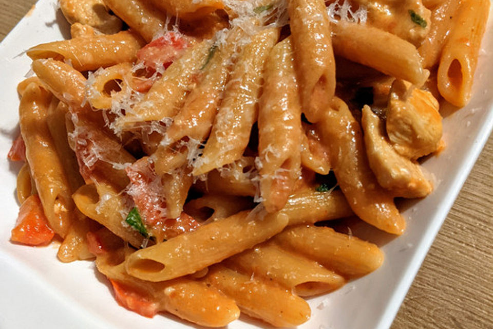 One Pot Penne mit Parmesan