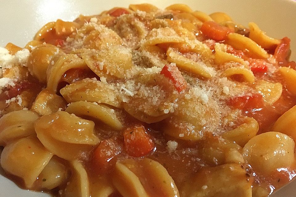 One Pot Penne mit Parmesan