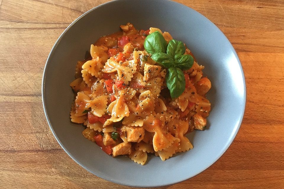 One Pot Penne mit Parmesan