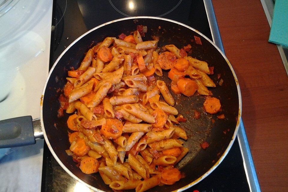 One Pot Penne mit Parmesan