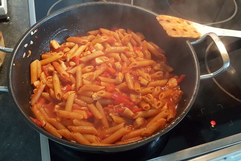 One Pot Penne mit Parmesan