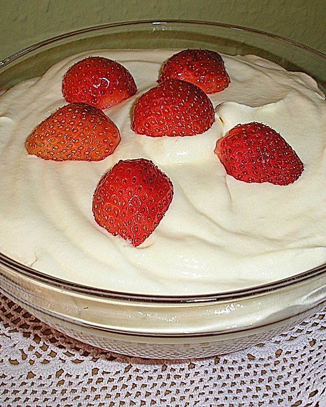 Vanille-Erdbeer-Pudding