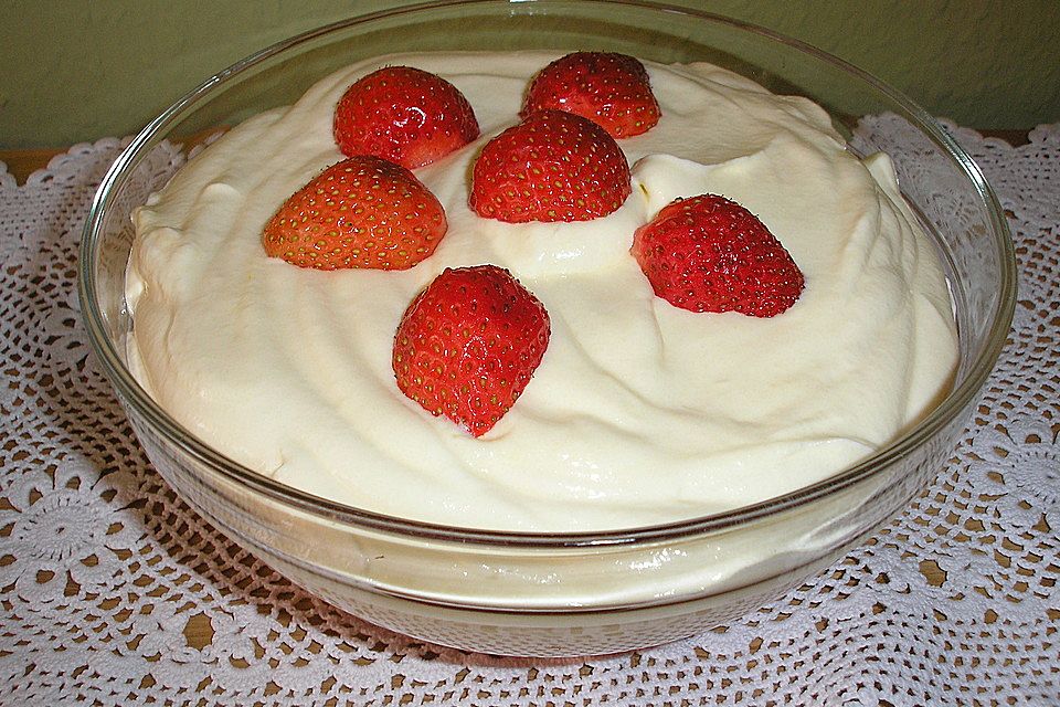 Vanille-Erdbeer-Pudding