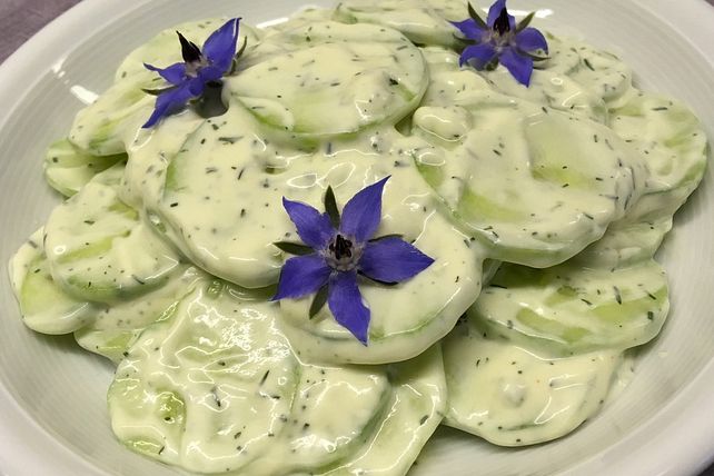 Gurkensalat in Joghurt-Mayonnaise-Senfdressing von patty89| Chefkoch