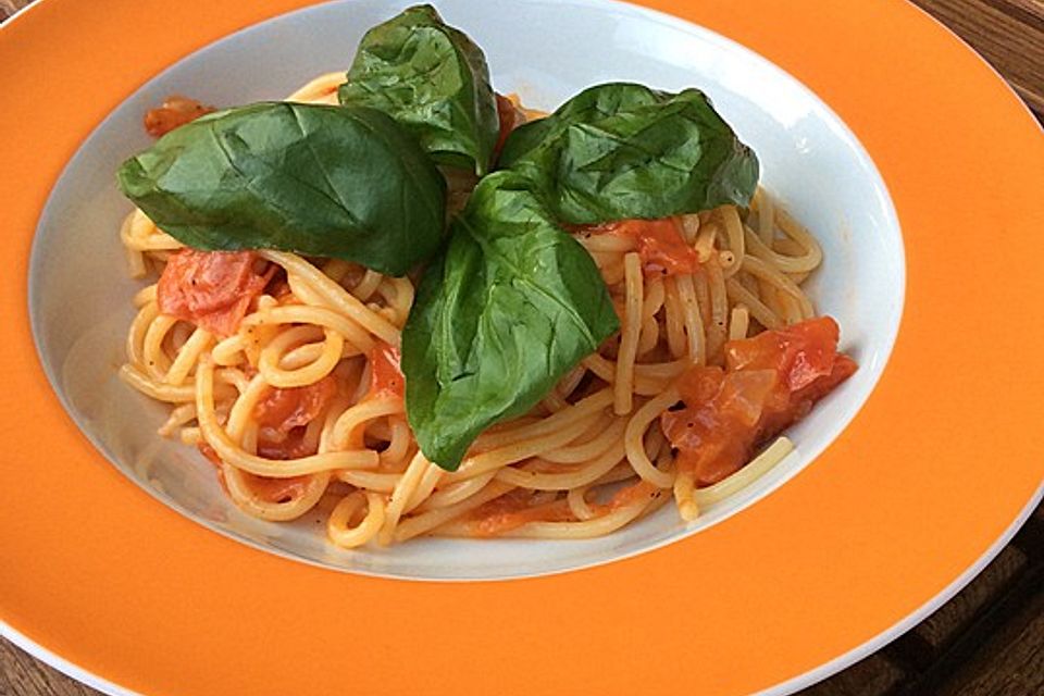 One Pot Pasta Tomate-Mozzarella