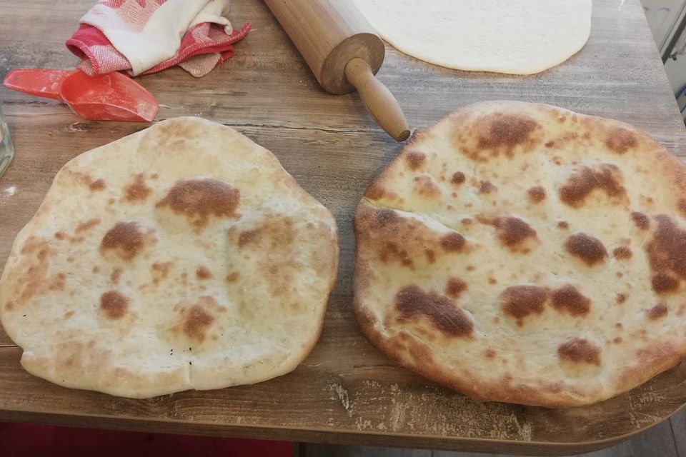 Fluffiges Naan Brot