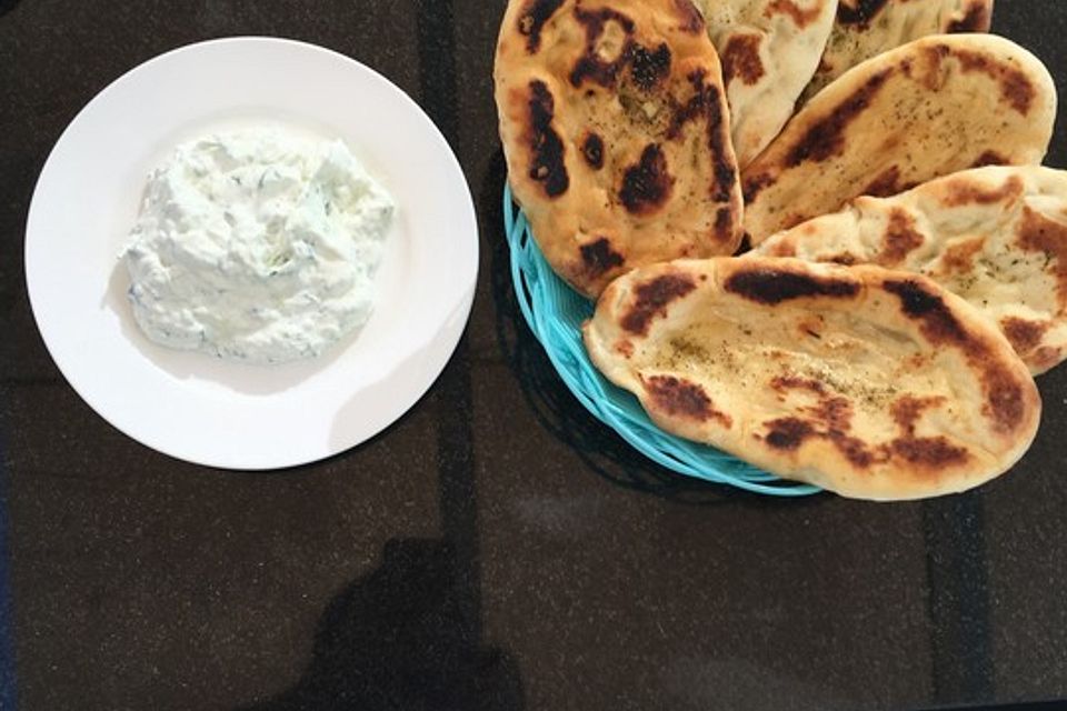 Fluffiges Naan Brot