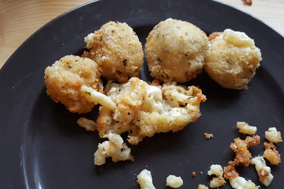 Mac ’n’ Cheese Balls