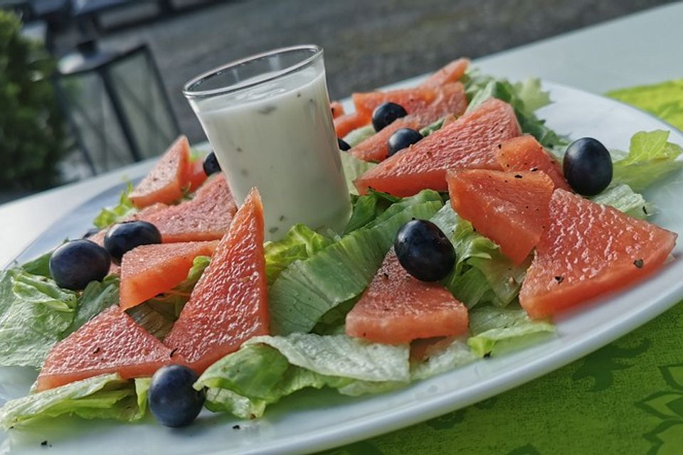 Joghurt-Dressing mit sahnigem Geschmack