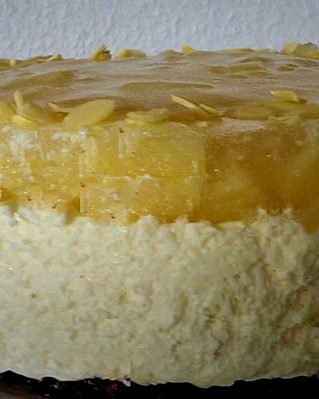 Kleine Ananas-Sahne-Torte ohne Backen
