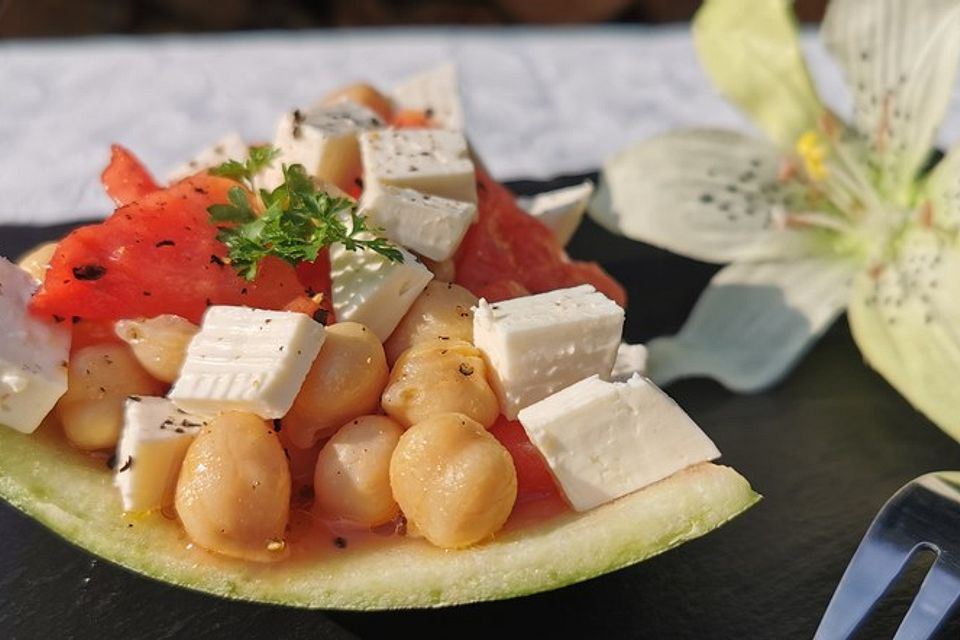 Wassermelonen-Kichererbsen-Salat mit Feta