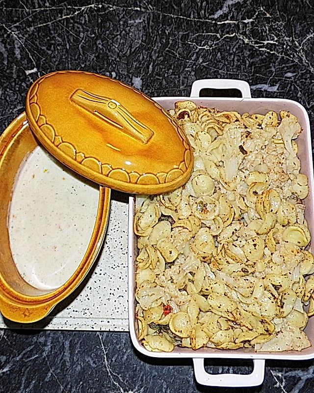 Orechiette-Nudeln mit Blumenkohl und Prosciutto cotto