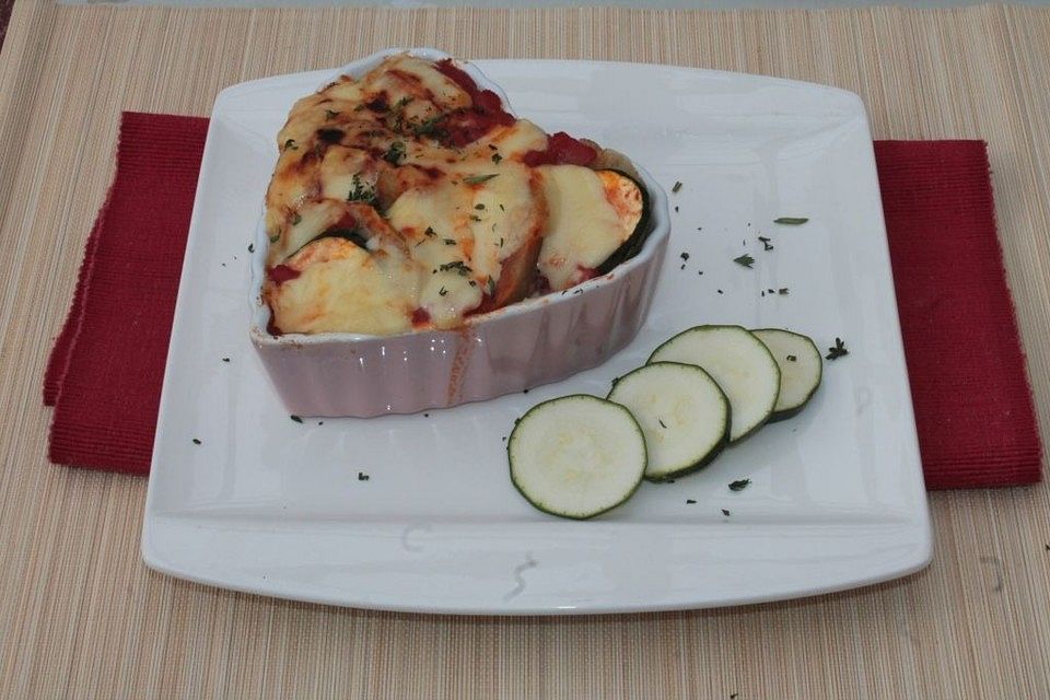 Vegetarisches Knödelgratin mit Gemüse